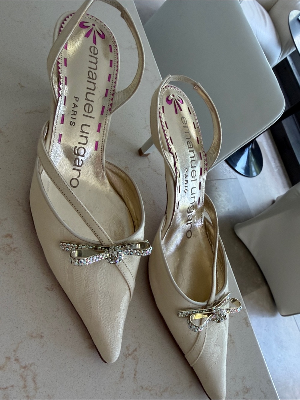 Emanuel Ungaro Ivory Pointed-Toe Slingback Heels with Crystal Bow Accent